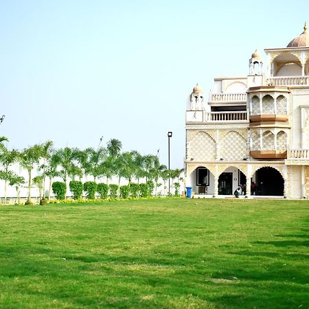 Vatika Banquet And Lawn Hotel Gaya Exterior photo