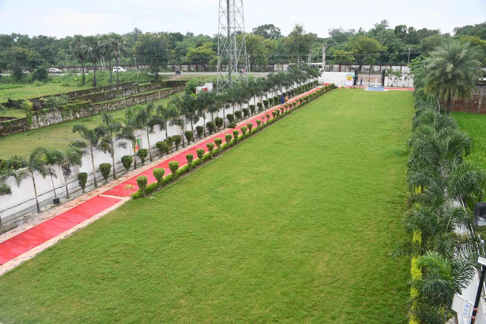 Vatika Banquet And Lawn Hotel Gaya Exterior photo