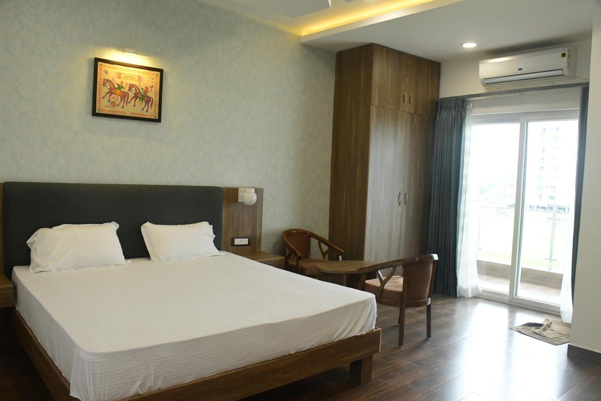 Vatika Banquet And Lawn Hotel Gaya Exterior photo